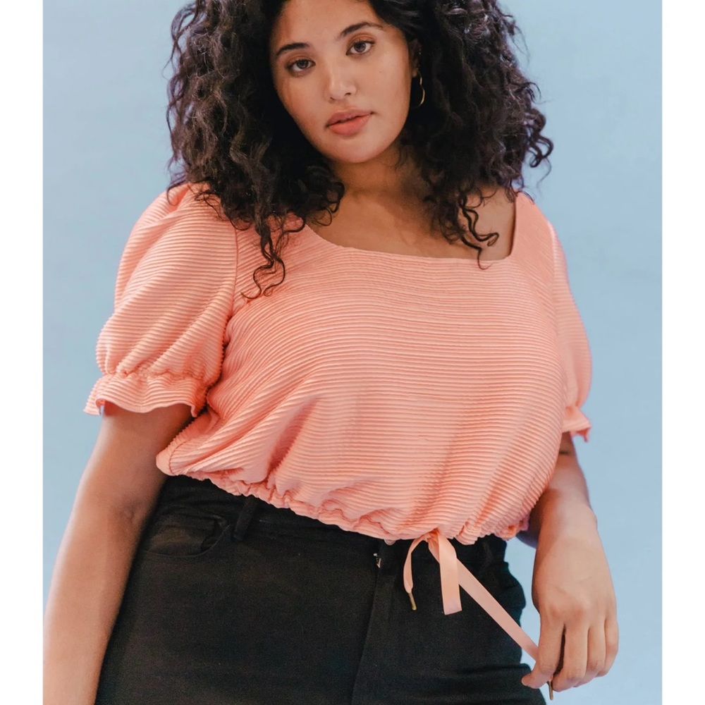 Lovefool Square Neck Cinched Top in Peach Sorbet 3x